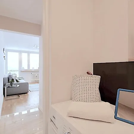 House Managers - Panorama - Z Widokiem Na Morze *