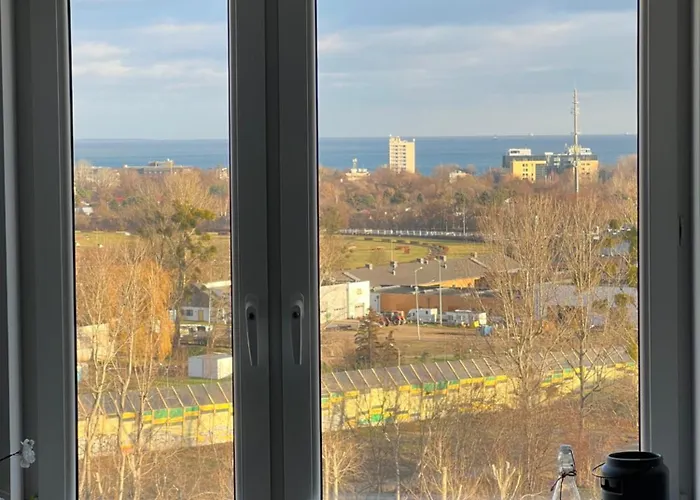 House Managers - Panorama - Z Widokiem Na Morze *